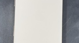 Mint
													Apple iPhone 16 Pro - AT&T, Desert, 128 GB, A3083, photo 2 of 7