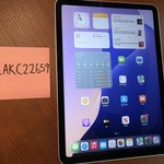 Good Apple iPad Air 11 inch (M2) 2024 - Wi-Fi, 128 GB, Starlight, A2902