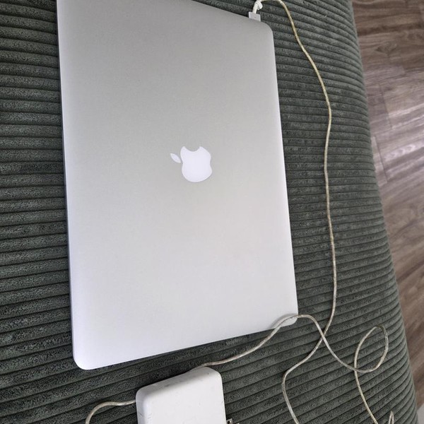 MacBook Pro 2015 (Retina) - 15 inch - 512 GB, Silver, 16 GB