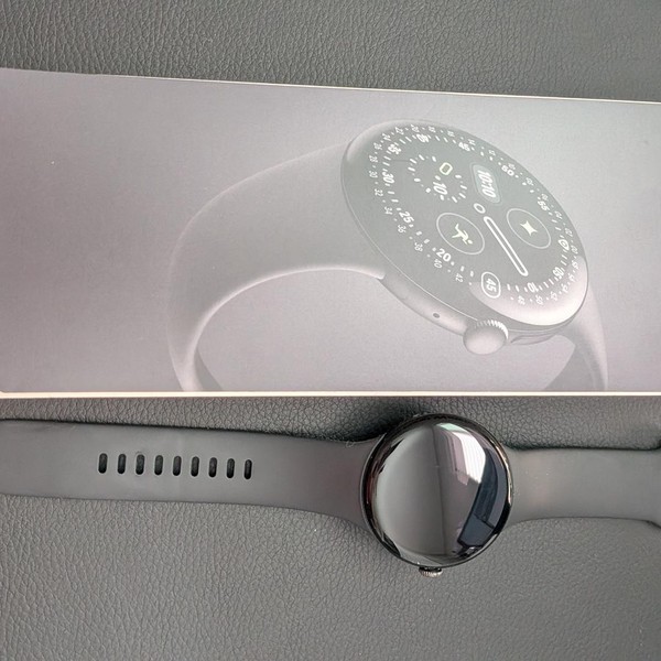 Google Pixel Watch 4 - Wi-Fi, Black, 45mm