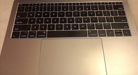 Good
													MacBook Pro 2017 (No Touch Bar) - 13" - Gray, 128 GB, 8 GB, photo 4 of 11