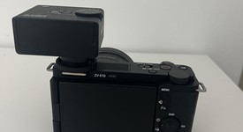 Mint
													Sony ZV-E10 - Black, photo 5 of 10