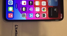 Good
													Apple iPhone Xs - Unlocked, Gray, 64 GB, A1920, photo 1 of 8