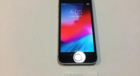 Good
													Apple iPhone SE 1st Gen 2016 - Verizon, Grey, 32 GB, A1662, photo 1 of 11