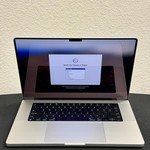 Mint MacBook Pro 2021 - 16 inch - 1 TB, Silver, 32 GB, Apple M1 Max