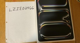 New
													Apple iPad Pro 13" (M4) 2024 - Wi-Fi, Black, 256 GB, 8 GB, A2925, Standard Glass, photo 2 of 4