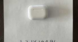 Used
													Apple AirPods Pro 2nd Gen - USB-C, photo 1 of 6