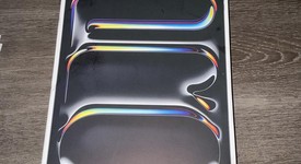 New
													Apple iPad Pro 13" (M4) 2024 - Verizon, Black, 256 GB, 8 GB, A2926, Standard Glass, photo 1 of 5