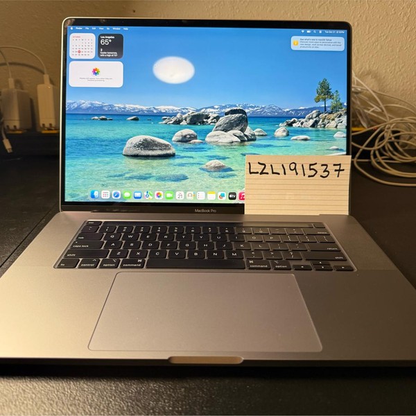 MacBook Pro 2019 - 16 inch - 512 GB, Gray, 64 GB, Intel Core i9
