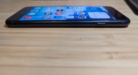 Good
													Apple iPhone SE 3rd Gen 2022 - T-Mobile, Midnight, 64 GB, A2595, photo 4 of 15