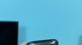 Good
													Apple Watch Series 5 44mm - Unlocked, Black, A2095 Cellular, Stainless Steel, photo 6 of 6