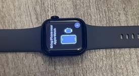 Fair
													Apple Watch Series 9 41mm - Unlocked, Midnight, A2982 - Cellular, Aluminum, photo 4 of 8