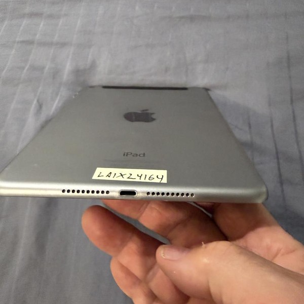 Apple iPad Mini 4 - Unlocked, 128 GB, Gray