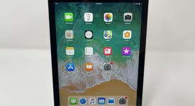 Good
													Apple iPad Air - Wi-Fi, Gray, 32 GB, photo 1 of 6