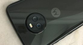 Good
													Moto X4 - Unlocked, Black, 64 GB, 4 GB, Android One, photo 4 of 8