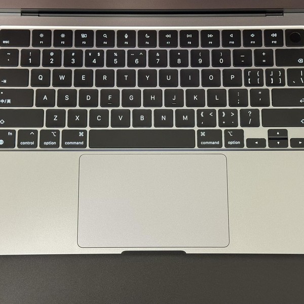 MacBook Air 2022 (M2) - 13 inch - 512 GB, Gray, 8 GB, Apple M2