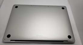 Good
													MacBook Pro 2017 (No Touch Bar) - 13" - I5, Silver, 512 GB, 8 GB, photo 1 of 23