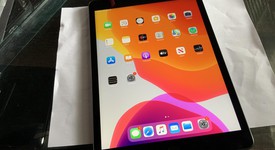 Good
													Apple iPad 7th Gen - Unlocked, Gray, 32 GB, A2200, photo 4 of 12