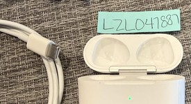 Used
													Apple AirPods 3rd Gen - Lightning Case, photo 1 of 4