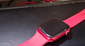 Good
													Apple Watch Series 8 45mm - Unlocked, Red, A2774 - Cellular, Aluminum, photo 5 of 10