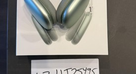 Used
													Apple AirPods Max - Green, photo 1 of 15
