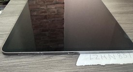 Good
													Apple iPad Pro 12.9" 4th Gen 2020 - Wi-Fi, Gray, 256 GB, A2229, photo 4 of 5