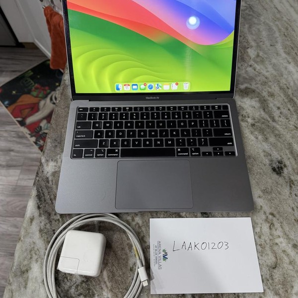 MacBook Air 2020 - 13 inch - 256 GB, Silver, 16 GB, Intel Core i7