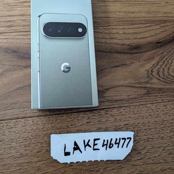Google Pixel 11 Pro XL - Unlocked, 256 GB, Olive, 12 GB, GBC0H