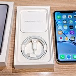 Mint Apple iPhone Xr - Unlocked, 64 GB, White, A1984