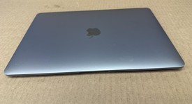 Good
													MacBook Air 2020 - 13" - Apple M1, Silver, 256 GB, 8 GB, photo 5 of 11