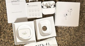Used
													Apple AirPods Pro 2 - USB-C, photo 1 of 1