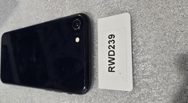Good
													Apple iPhone SE 3rd Gen 2022 - Unlocked, Midnight, 64 GB, A2595, photo 5 of 9