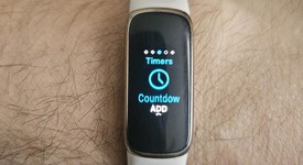 Mint
													Fitbit Luxe - Gold, photo 5 of 6