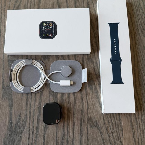 Apple Watch Ultra 2 49mm - Unlocked, Black, A2986