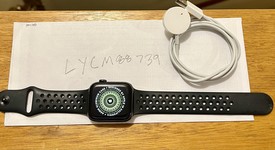 Good
													Apple Watch Series 6 44mm - Unlocked, Gray, A2294 - Cellular, Nike, photo 2 of 4