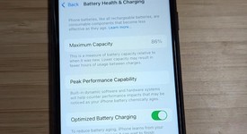 Fair
													Apple iPhone SE 3rd Gen 2022 - Unlocked, Midnight, 64 GB, A2595, photo 1 of 14