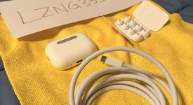 Used
													Apple AirPods Pro 3, photo 5 of 6