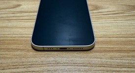 Good
													Apple iPhone 13 - Unlocked Non-US, Starlight, 128 GB, A2631, photo 2 of 7