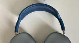 Used
													Apple AirPods Max - Sky Blue, photo 3 of 4