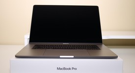 Good
													MacBook Pro 2018 (With Touch Bar) - 15" - I7, Gray, 256 GB, 16 GB, photo 1 of 19