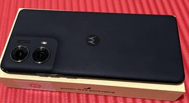 Mint
													Motorola Edge 2024 - Unlocked, Black, 256 GB, 8 GB, photo 4 of 5