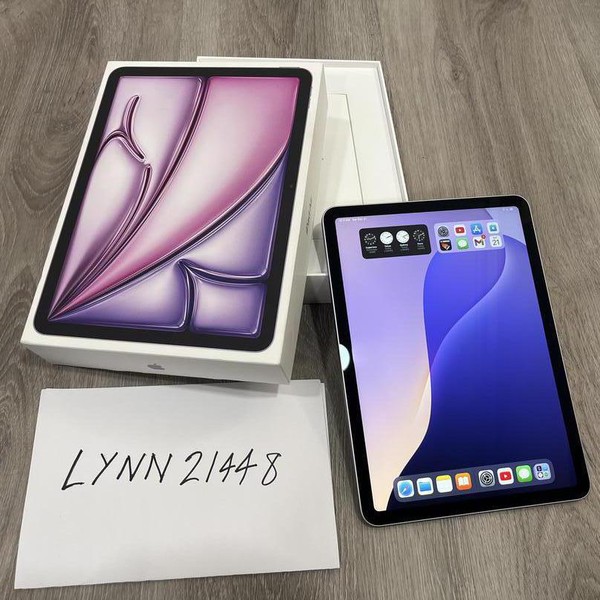 Apple iPad Air 11 inch (M2) 2024 - Wi-Fi, 128 GB, Purple, A2902