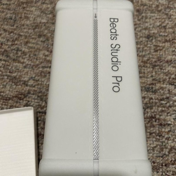 Beats Studio Pro - Beige, Stussy Edition