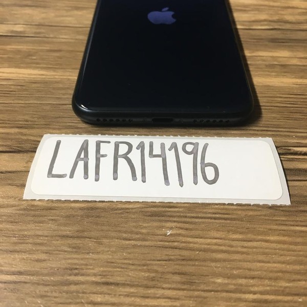 Apple iPhone SE 3rd Gen 2022 - Unlocked, 64 GB, Midnight, A2595