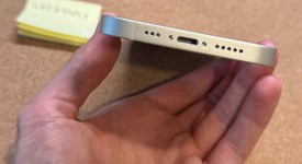 Mint
													Apple iPhone 13 - Unlocked, Starlight, 128 GB, A2482, photo 4 of 8