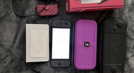 Mint
													Nintendo Switch - OLED - White, 64 GB, photo 1 of 3