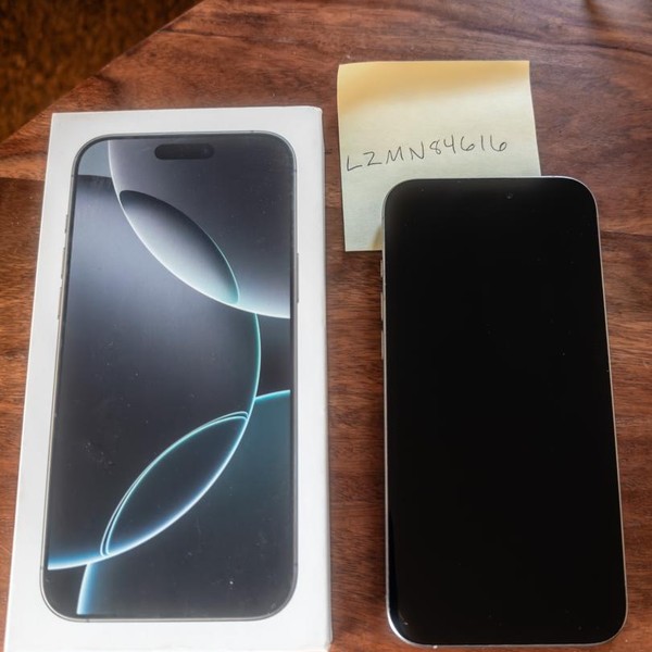 Apple iPhone 16 Pro Max - Unlocked, 1 TB, White, A3084