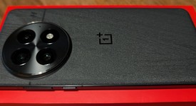 Mint
													OnePlus 13 - Unlocked, Black Eclipse, 512 GB, 16 GB, photo 5 of 11