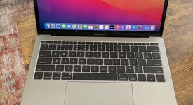 Good
													MacBook Pro 2017 (No Touch Bar) - 13" - I5, Gray, 128 GB, 8 GB, photo 1 of 6