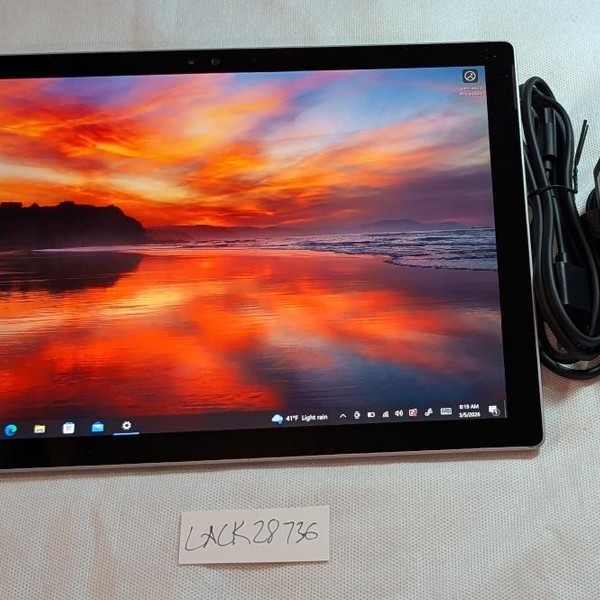 Microsoft Surface Pro 4 - 12.3 Inch - Wi-Fi, 128 GB, Silver, 4 GB